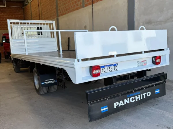 Carroceria Playo Blanca Para Camion Fabricada Por